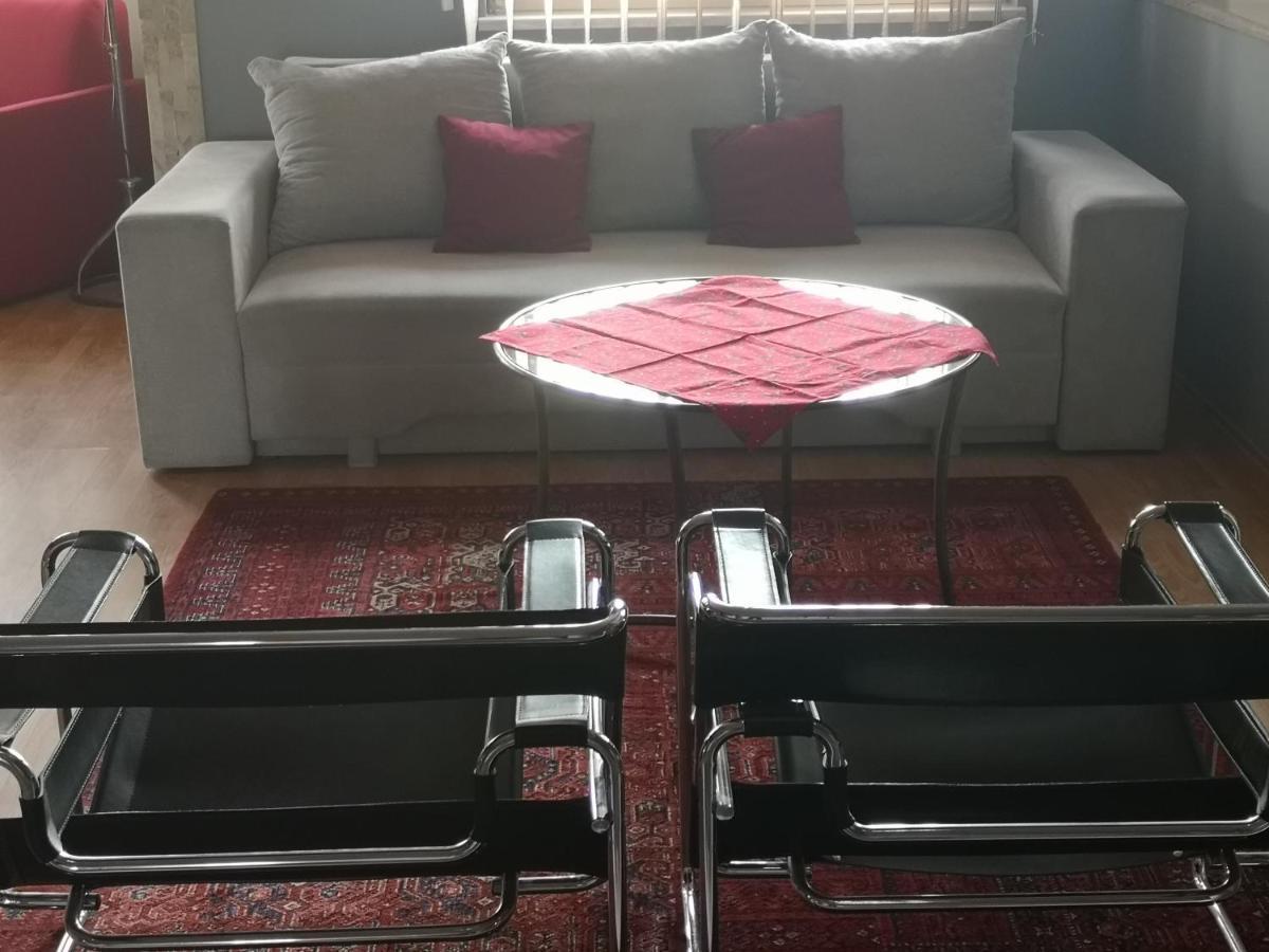 Hotello Apartmanhaz Es Panzio زالاجيرسيج المظهر الخارجي الصورة