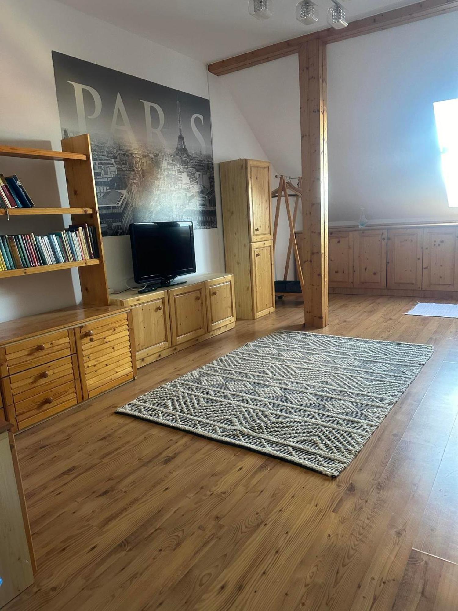 Hotello Apartmanhaz Es Panzio زالاجيرسيج المظهر الخارجي الصورة